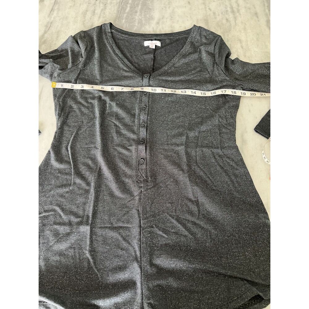 Colsie V-Neck Pajama Romper -Black Sparkle metallic Women's M NWT - Picture 8 of 14